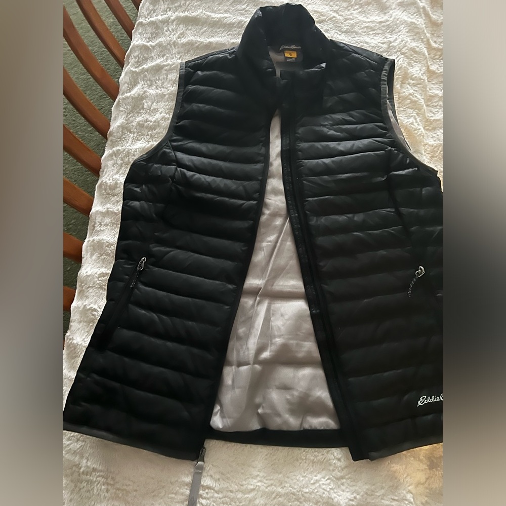 Eddie Bauer puffer vest